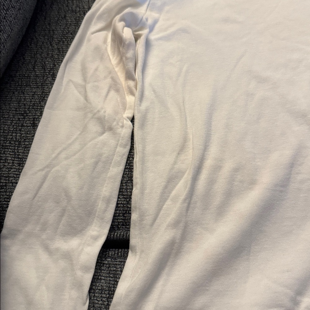 GAP Cream/White Favorite Crew Shirt - Size Small - Picture 5 of 15